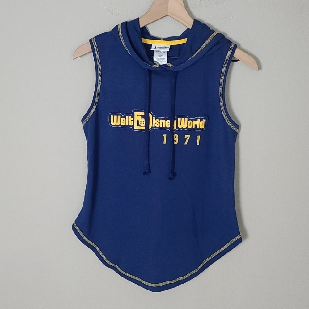 Walt Disney World Sleeveless Hoodie NWT